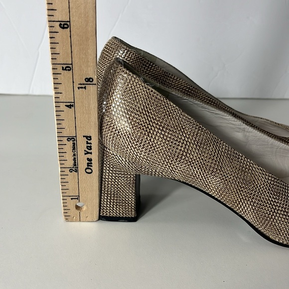 Stuart Weitzman Matrix Block Heels Square Toe Women’s 9 - Picture 9 of 9